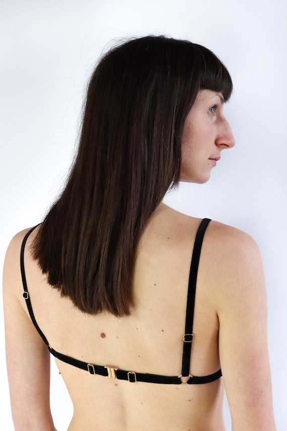 Open nipple bra outlet
