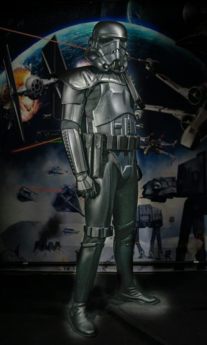 My life as a Trooper: How to fit a stormtrooper costume into a suitcase