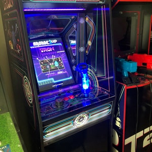 Arcade1up Tron Bezel parts. 3pc vacuum formed. Trimmed with stickers.