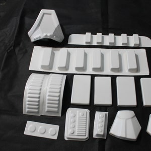 Star Wars Stormtrooper Armor kit Idealized Version Glossy ABS UV Stable. Vacuumed formed parts only. image 8