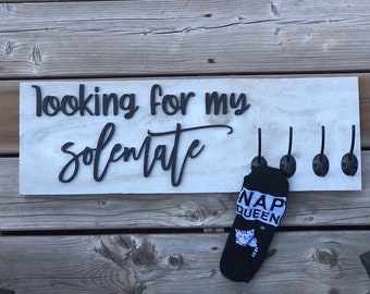 Looking for my Solemate/LaundrySign | Laundry Room Sign | Missing Sock Sign |