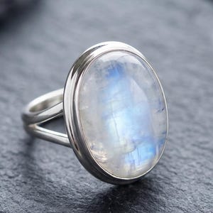 Boho Oval Rainbow Moonstone Ring – Statement Silver Split Shank Ring