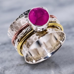Hammered Silver Spinner Ring - Round Pink Ruby Statement Band Jewelry