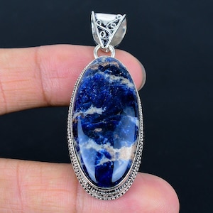Ciondolo con pietra preziosa di sodalite naturale al 100%/Ciondolo in argento Sterling 925/Gioiello importante/Gioiello con pietra portafortuna/Collana da sposa/Regalo per la moglie