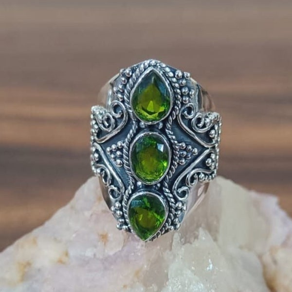 925 Silver Ring / Peridot / Thanksgiving Ring / Women's Rings Bands / Oval/Pear shape Peridot/ Customized ring size H TO Z