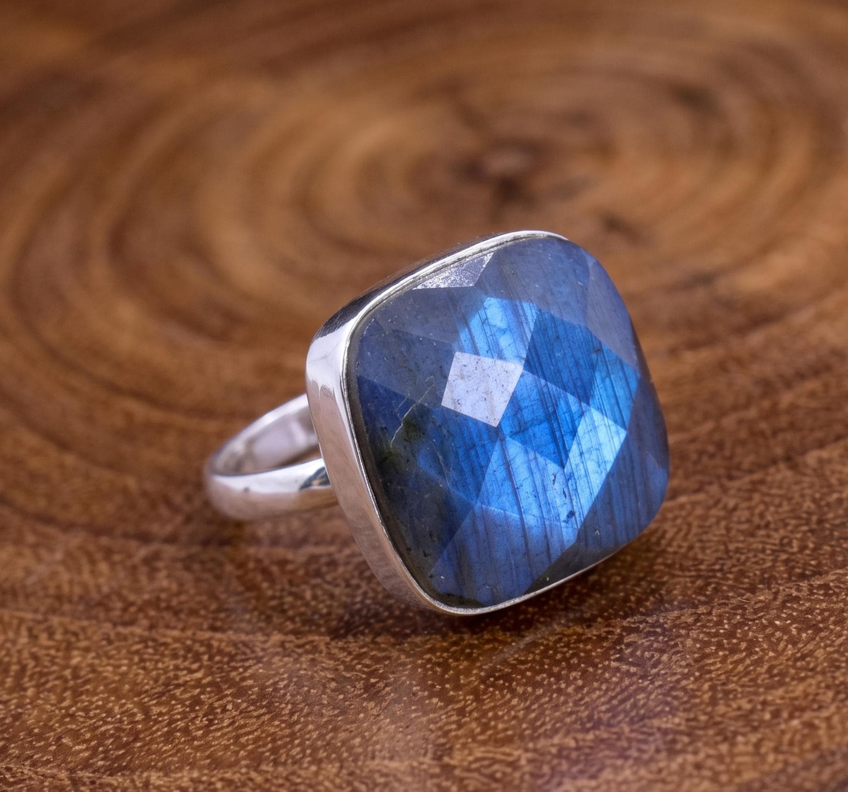 Square Labradorite Statement Ring • Blue Flash Cushion Cut Band - Etsy