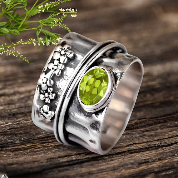 ‧˚₊*̥ ペリドット リング  ‧˚₊*̥ ペリドット リング 2.0ct SV925 161351 [山梨 指輪 ペリドット