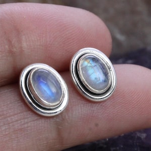 Solid 925 Sterling Silver Stud Earrings/Rainbow Moonstone Gemstone Earrings/Daily wear Earrings/minimalist Earrings/Perfect Gift For Her
