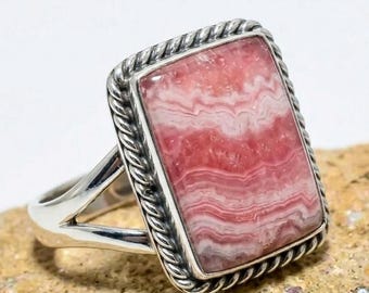 Anillo de rodocrosita rosa – Anillo rectangular con gema llamativa