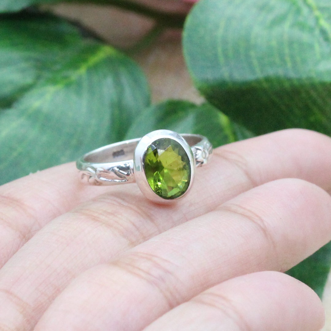 thumbnail image 2 of Handmade 925 Sterling Silver Peridot Ring – Heart Shaped Green Stone – Band Style (All Sizes) 2 of 4