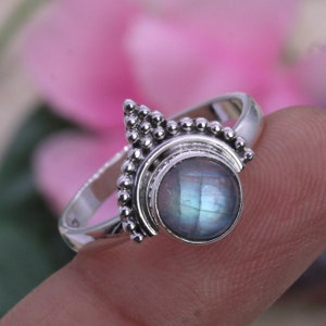 925 Sterling Silver Ring / Labradorite/ Mother's day Ring / Womens Rings Bands  / Round Labradorite/ Customized ring size J TO Z