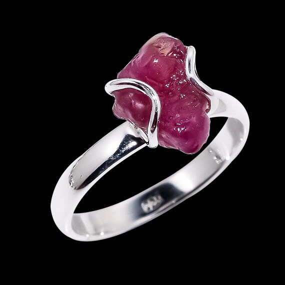 クリスタルカラーな紫色のドロップリング クリスタルカラーな紫色の