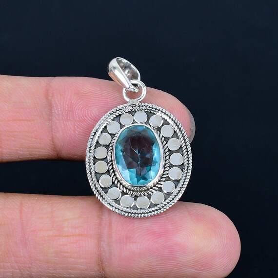 Royal Blue Topaz Blue Jewel Necklace 925 Sterling Silver Pendant