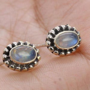 Solid 925 Sterling Silver Stud Earrings/Rainbow Moonstone Gemstone Earrings/Daily wear Earrings/minimalist Earrings/Perfect Gift For Her
