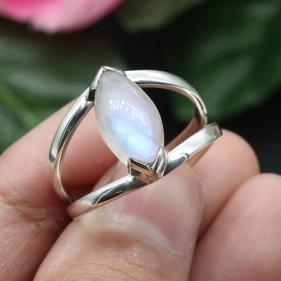 Anillos de plata con piedra blanca hotsell