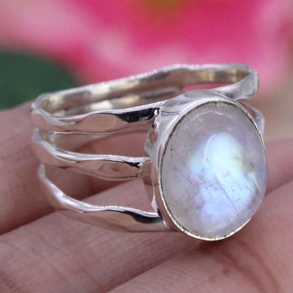 925 Sterling Silver Ring / Moonstone / Birthstone Ring / jewellery / Womens Rings / Oval Moonstone / Customized ring size J TO Z