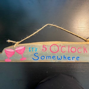 Driftwood “BEACH Bar Sign! Hand Painted- COOL Driftwood, Great Character!  26” Long