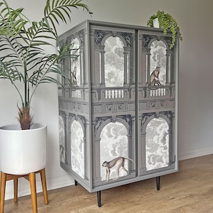 グレー Fornasetti Procuratie Con Vista 大型ドリンクキャビネット ウイスキーバー収納 - 唯一無二