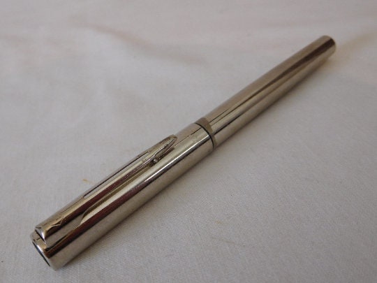 WATERMAN ヴィンテージ万年筆　18K Argent Classic Vintage Waterman Ideal Sterling Silver Fountain Pen - 18K