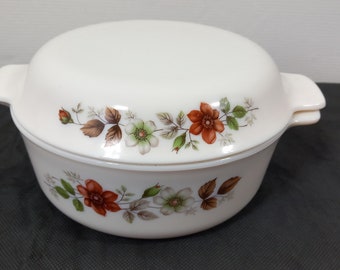 vintage French Pyrex White Glass lidded casserole dish / oven dish / kitchenware / tableware