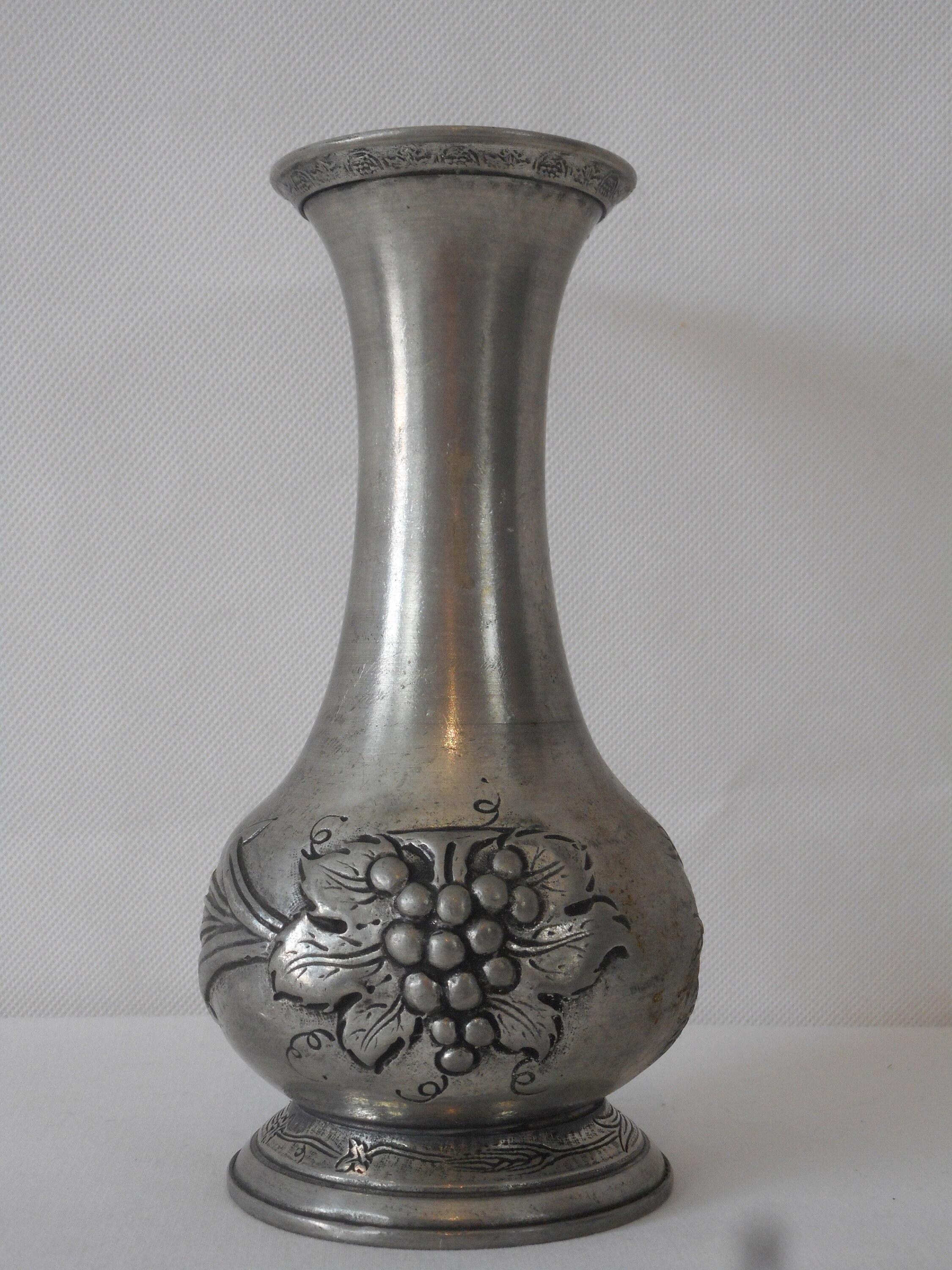 Vintage Français Vase Décoratif en Étain/Ornement Décor Français