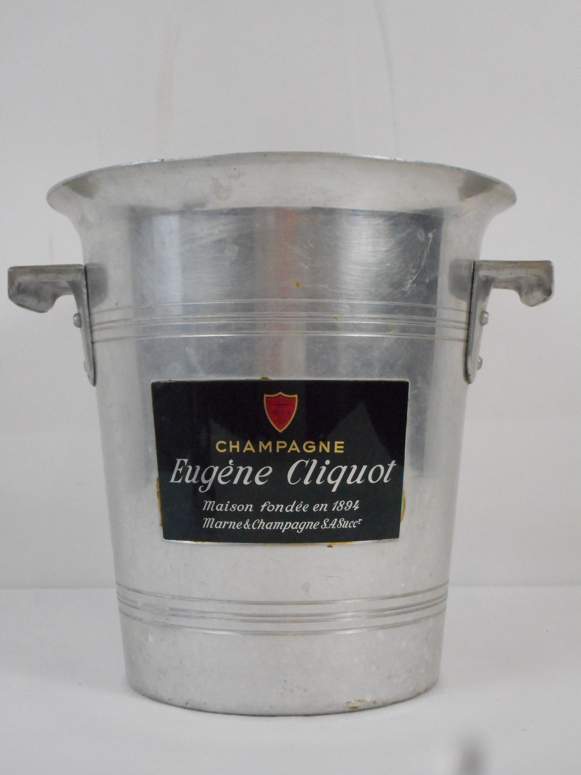 Superbe Français Vintage Eugene Cliquot en Aluminium Champagne Seau