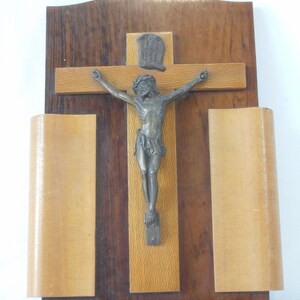 P## vintage French wooden wall mountable religious crucifix cross