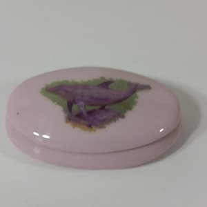 vintage French Limoges porcelain small lidded trinket box / jewellery box