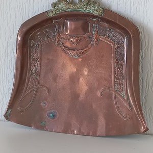 vintage French copper table crumb shovel / tableware