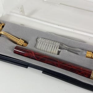 ensemble vintage de rasoir et brosse à dents pour hommes en boîte, français