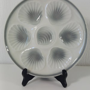stunning vintage French Moulin Des Loups ceramic glazed oyster plate