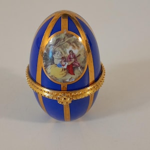 P # # Vintage Französisch kleine eiförmige Porzellan Pillendose / Schmuckschatulle