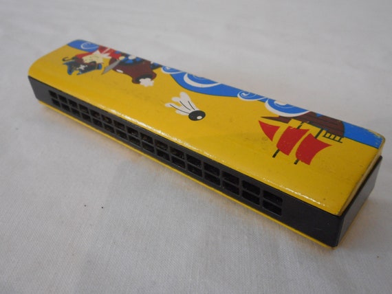 Harmonica enfant,s en bois vintage français fait et peint à la