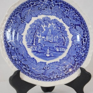 vintage English ceramic decorative collectable plate