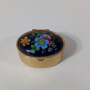 Collectable vintage French shaped pill box / trinket box / ornament