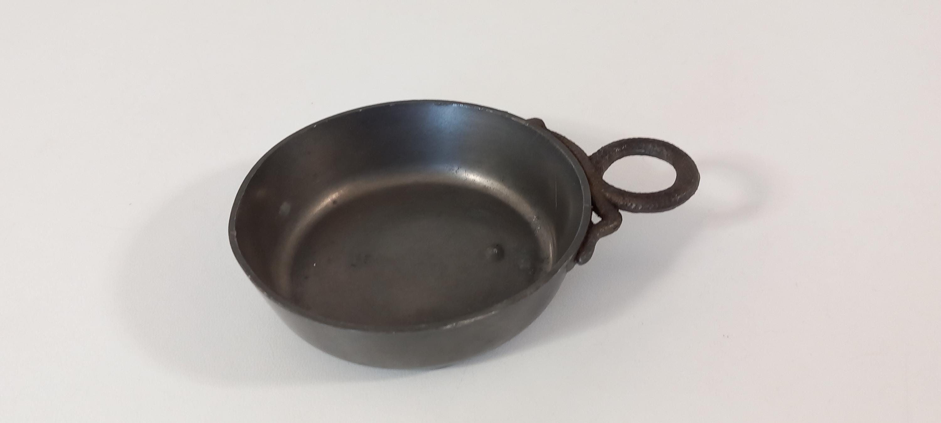 収集価値のあるヴィンテージのフランス製ピューターワインテイスト