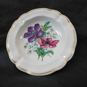 Collectable vintage French Limoges porcelain stamped table ashtray
