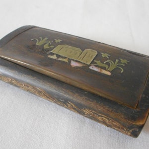 Rare Antique French Carved Horn / wood Snuff Box