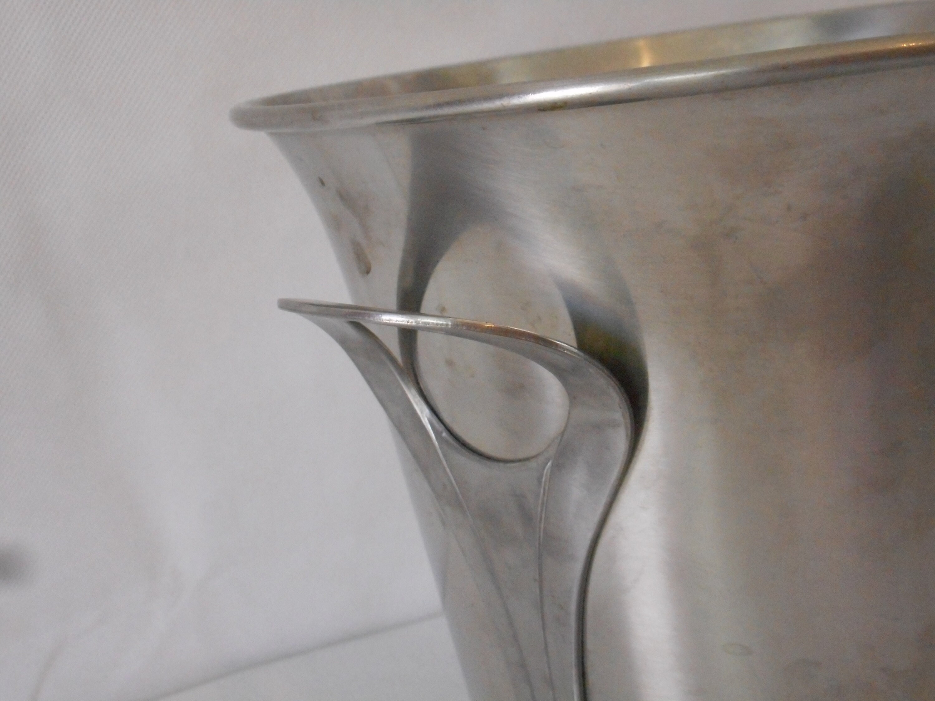 Seau à Champagne en inox et métal doré guy degrenne fabriqué en France