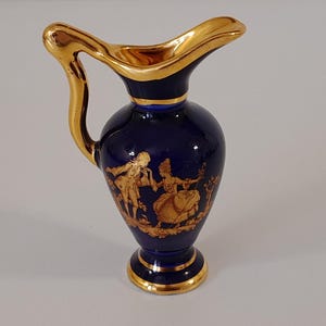 vintage französische Limoges Miniatur Porzellanvase / Puppenhausvase / Puppenhausvase