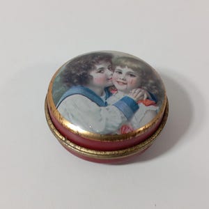 P # # Sammler Vintage Französisch Metall geformte Pillendose / Schmuckschatulle / Ornament