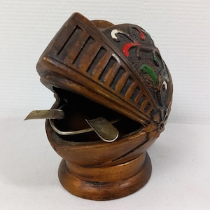 French decorative resin table ashtray designed as a Knights helmet
