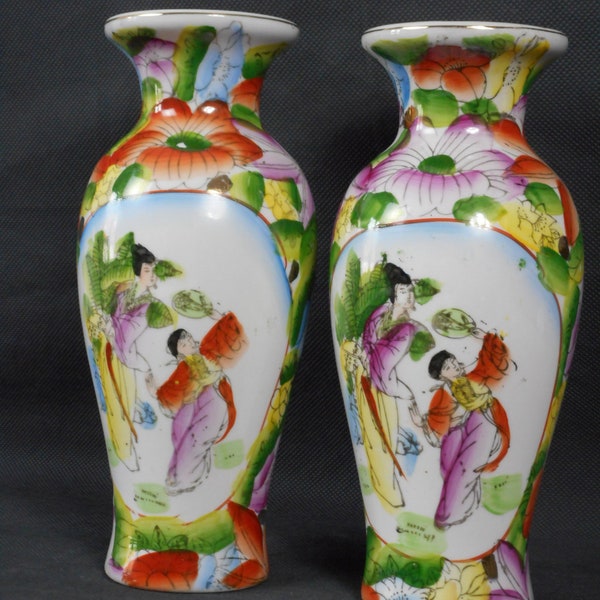 paire de superbes vases / ornements peints à la main japonais / asiatiques vintage