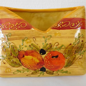Vintage französische Keramik handbemalter dekorativer Briefhalter / Ornament / Utensilienhalter