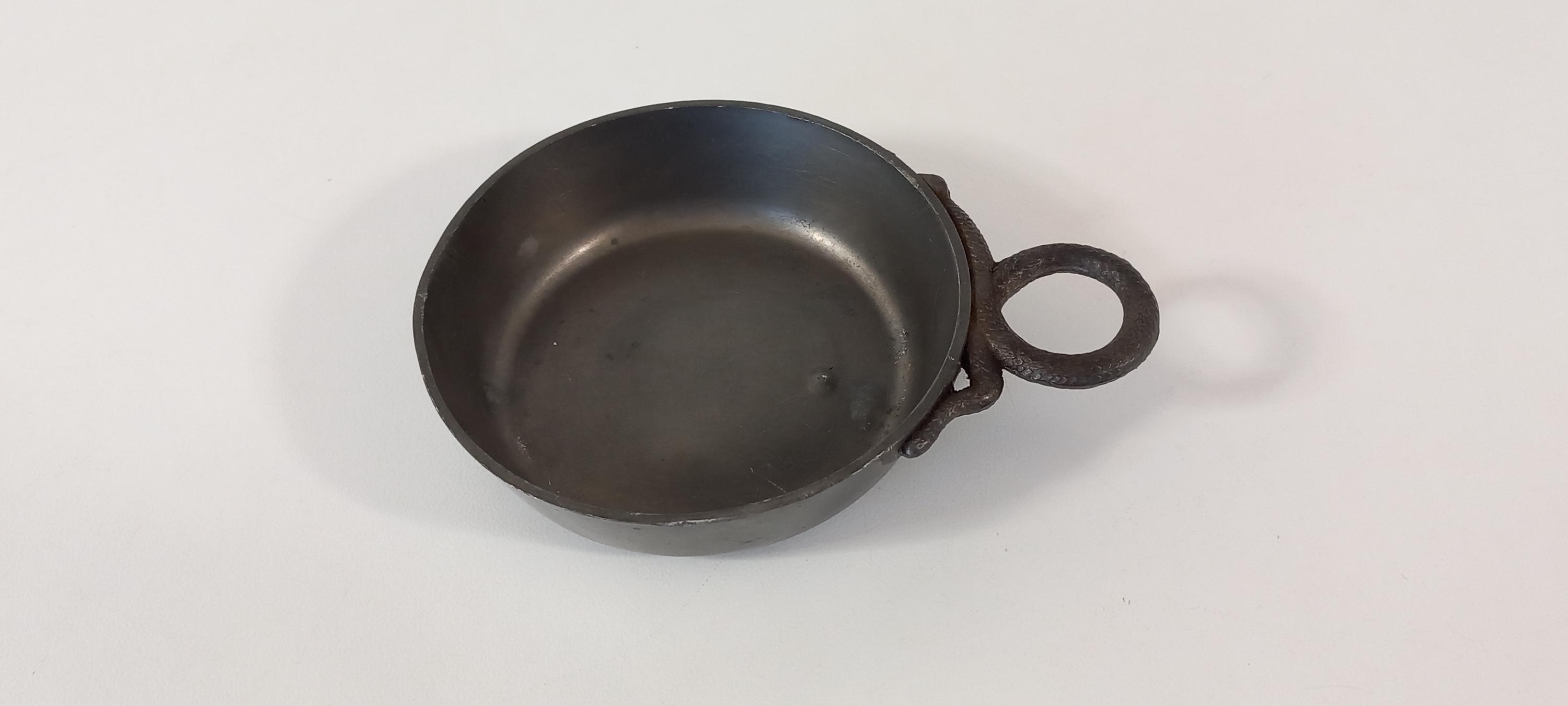 収集価値のあるヴィンテージのフランス製ピューターワインテイスト