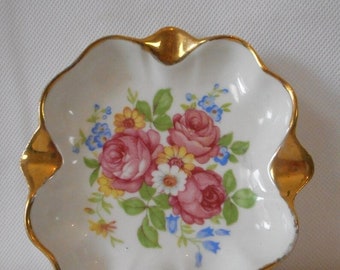 Collectable vintage French Limoges porcelain stamped table ashtray