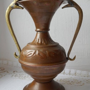 P## vintage French small hand made copper vase / pot / ornament / French décor