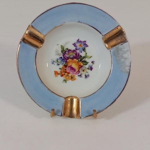 Collectable vintage French Limoges porcelain stamped table ashtray