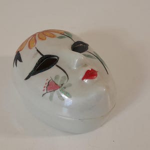 P## vintage French hand painted porcelain lidded Trinket box / JEWELLERY BOX