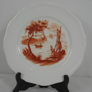 Elegant vintage French Limoges porcelain decorative collectable plate